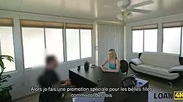 लोन4के गो-गो डांसर उसके लंड पर नाचती है