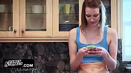 Horny Hot Chick Sophia Wilde Wanted To Fuck Large Dick