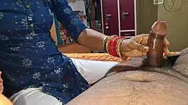 desi village bhabhi giving best massage and end up with cum in mouth