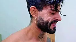 Hisak me arrombou na frente do corno