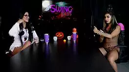 Tamanho Não É Documento Contou Sobre Sua Vida No Exibisionismo E Seus Lugares Preferidos Para Transar – Casal Fada Prazeres Sheer Red Halloween