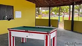 Beach meeting turned into sex in abandoned kiosk