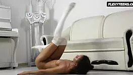 Unseen gymnastics by Semashenko, what a flexible display!