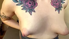 Cute Teen 18+ Masturbates on Webcam for You