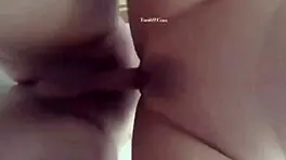 यंग एशियन बेब प्रेमी से जोशीली चुदाई करती है