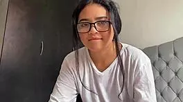 Beautiful Teen Girl Enters Room for Hardcore Fucking and Requests Facial Cumshot