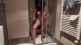 feeling so wet, big breasted milf shaves her hairy pussy in the shower