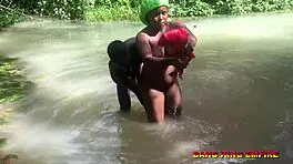 शानदार काली मिल्फ को बड़े काले लंड से पेला