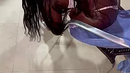 Bastidores Com A Pretinha Ninfeta De Tanto Tesão Ela Deu Até O Cuzinho Ela Quis Gozar Com O Pau No Cuzinho Pela Primeira Vez Completinho No Red