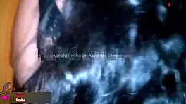 इंडियन बड़ी बूटि मॉडल आरोही ईशा अपनी रसीली कुंवारी चूत उंगली कर रही है