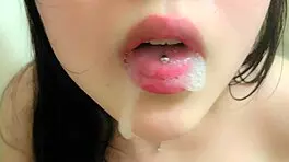 Amateur College Girl Licks Ass with Tongue Piercing, Gets Oral Creampie in Bath