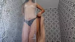 I had a very hot and sensual shower with my beautiful latina babe 😘