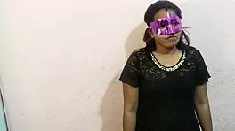 मल्लू नौकरानी की बड़ी गांड में डॉगी में क्रिमपाई चुदाई तेज चीखों के साथ