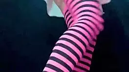 Bonneyuwu Peeing in Bottle Fun