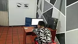 Me Follo a la Criada en la Oficina No Sabia Que Era la Hermanastra de Mi Mejor Amigo - Porno en Espanol