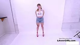 Straight girl seduced by lesbian stylist 😏