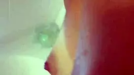 Comendo O Cuzinho Da Esposa No Banho Alguem Quer Comer Tbm Deixem Comentários