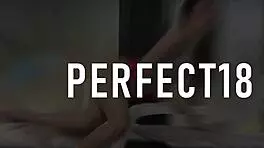 Hot Eliz Benson Bends Her Big Pussylips!