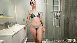 yngr scarlett rosewood rides cock and gets facial