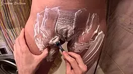 Husband's intimate haircut turns to fucking