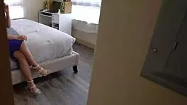 A Stepmom Deepthroats Stepson's Big Cock