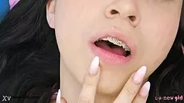 Asian Teen Model Shows Her Body