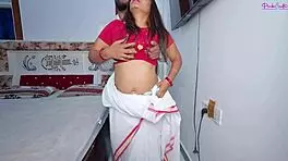 मैंने पेनफुल रफ सेक्स किया हॉट सेक्सी नेबर के साथ, यंग 18+ मैन से हार्ड फक