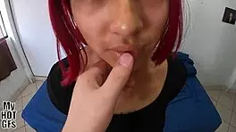 jovencita pelirroja de 18 añitos folla como una diosa