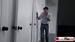 stepbrother jerking on hot teen 18+ stepsister gia ohmy while she masturbated, sucking big cock 😏