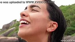 I went to a strangers place i met at the beach to fuck