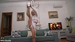 fucked teen 18+ fitness gymnast ella elastic in all holes dry