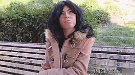 putalocura: la sexy española dayana acepta reto de torbe en pillada