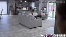 Richard makes petite brunette orgasm multiple times 😍