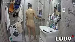 Luuv Beautiful Girl Alice Takes A Shower On An Amateur Reality Show