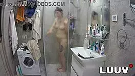 Luuv Beautiful Girl Alice Takes A Shower On An Amateur Reality Show