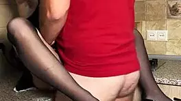 Naughty maid in stockings gets fucked while cooking mobile 4k