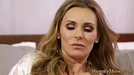 Mature lesbian pussylicked by inked babe in full movie