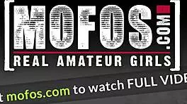 Ruby Knox makes outdoor sextape and gives blowjob on the beach - mofos