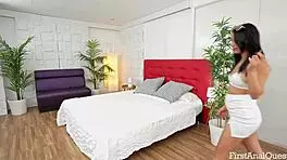 Pride Of Colombia Lia Ponce Explores Her First Anal Experience In A Quest.