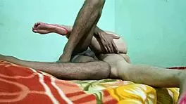 इंडियन फकिंग: विलेज एमेच्योर कपल वाइल्ड हॉट