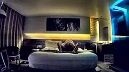 Milf desesperada su esposo no se la hab�a cogido en dos meses venganza infiel quiere que el video llegue a su marido 😈