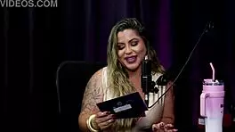 hey, she masturbated on the beach, never tried swingers but did threesome, loves spitting on tits 😈 - nathalia dias