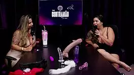 hey, she masturbated on the beach, never tried swingers but did threesome, loves spitting on tits 😈 - nathalia dias