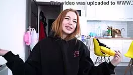 Red-haired beauty's mind-blowing blowjob positions at home