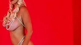 Mylf London River sits on faces and takes cock deep in hardcore reality