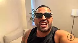 Essa Mulata Toda Delicada Já Acorda Com Tesão - Completo No Red