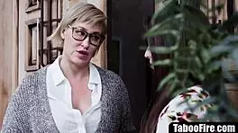 hot lesbian anal fingered by friend 😏