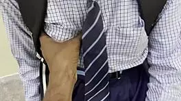 इंडियन गांव की स्कूलगर्ल 18+ ने बॉयफ्रेंड से घरेलू गांड चुदाई की 😈