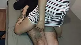 chica cachonda cabalga sobre mi verga para vengarse de su marido