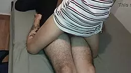 chica cachonda cabalga sobre mi verga para vengarse de su marido